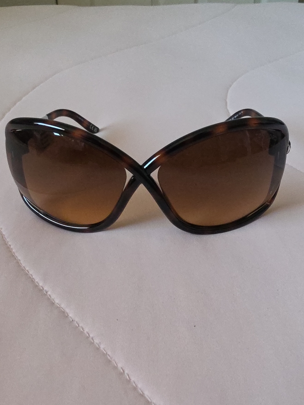 Tom Ford Bettina TF 1068 Sunglasses, New With Box